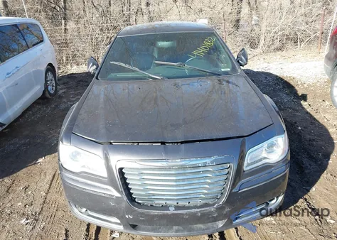 2013 Chrysler 300 Motown from USA, damaged, VIN 2C3CCAAG0DH574691